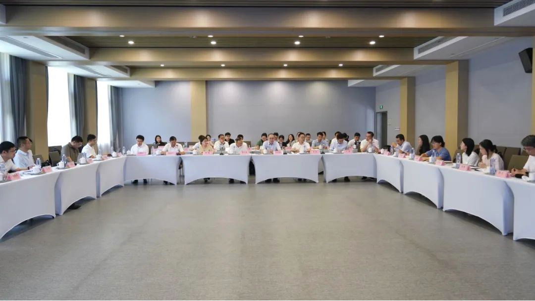 浙江省科创母基金(一期)、浙江省高端装备产业基金合伙人会议暨基金赋能新质生产力座谈会顺利召开.png