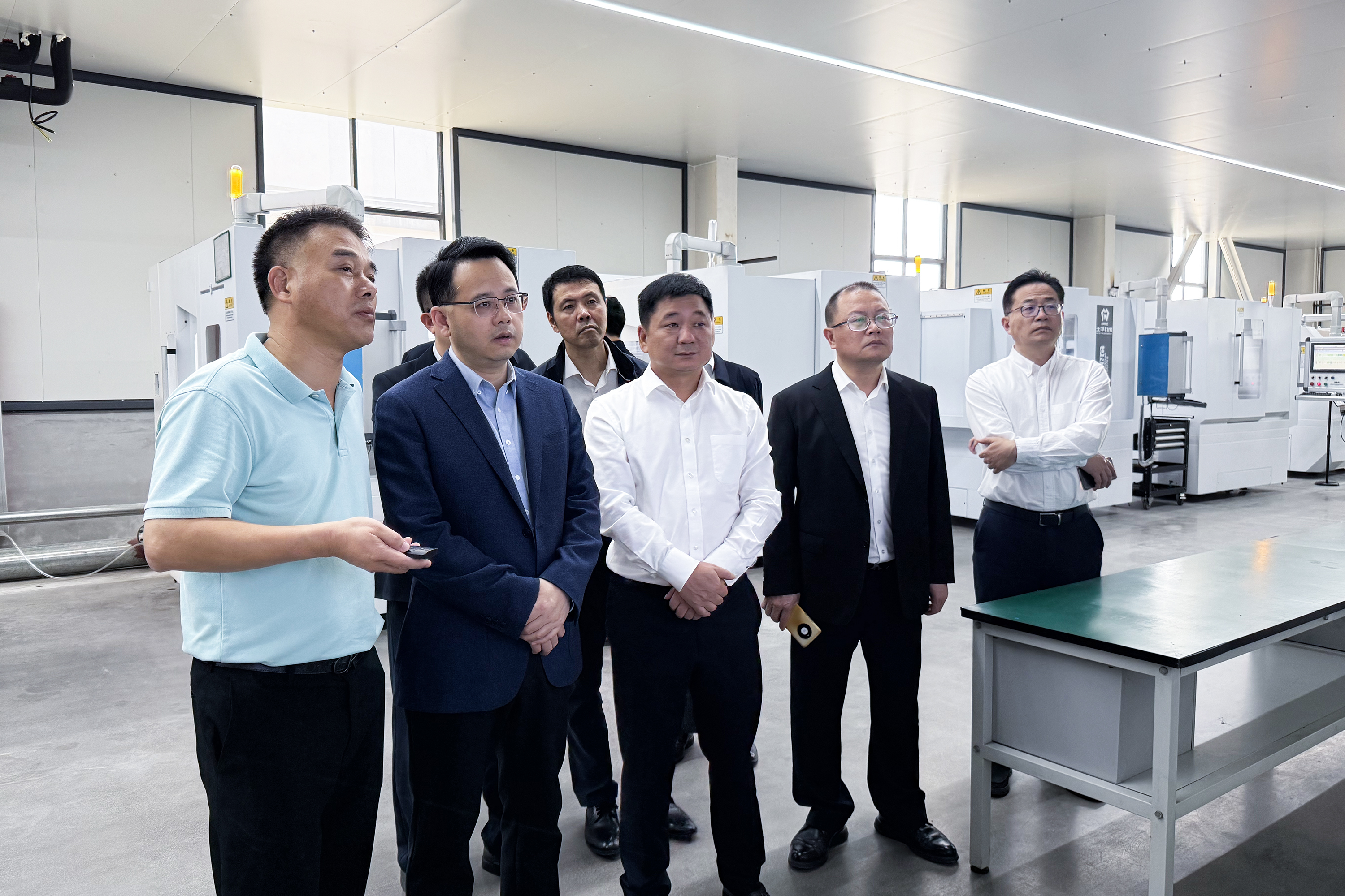 浙江尊龙凯时人生就是博赴台州调研推进“4+1”专项基金投资进度1.jpg 浙江尊龙凯时人生就是博赴台州调研推进“4+1”专项基金投资进度1.jpg