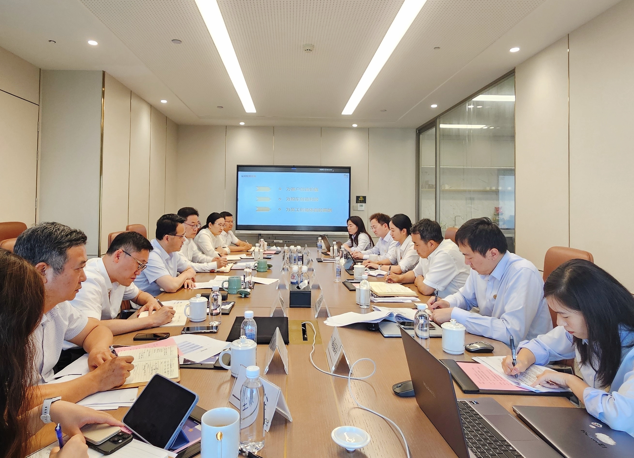 0522浙江尊龙凯时人生就是博赴金联产融公司调研.jpg 0522浙江尊龙凯时人生就是博赴金联产融公司调研.jpg